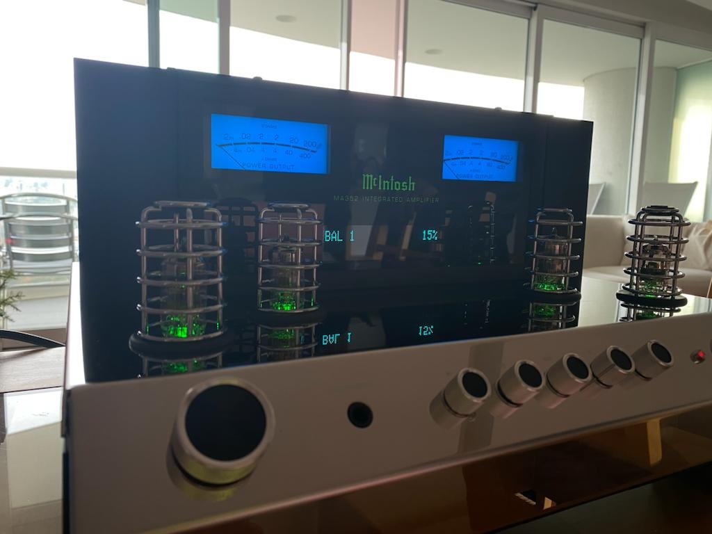 McIntosh Amplifier